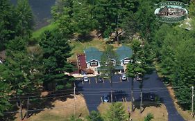 Edgewater Inn & Cottages